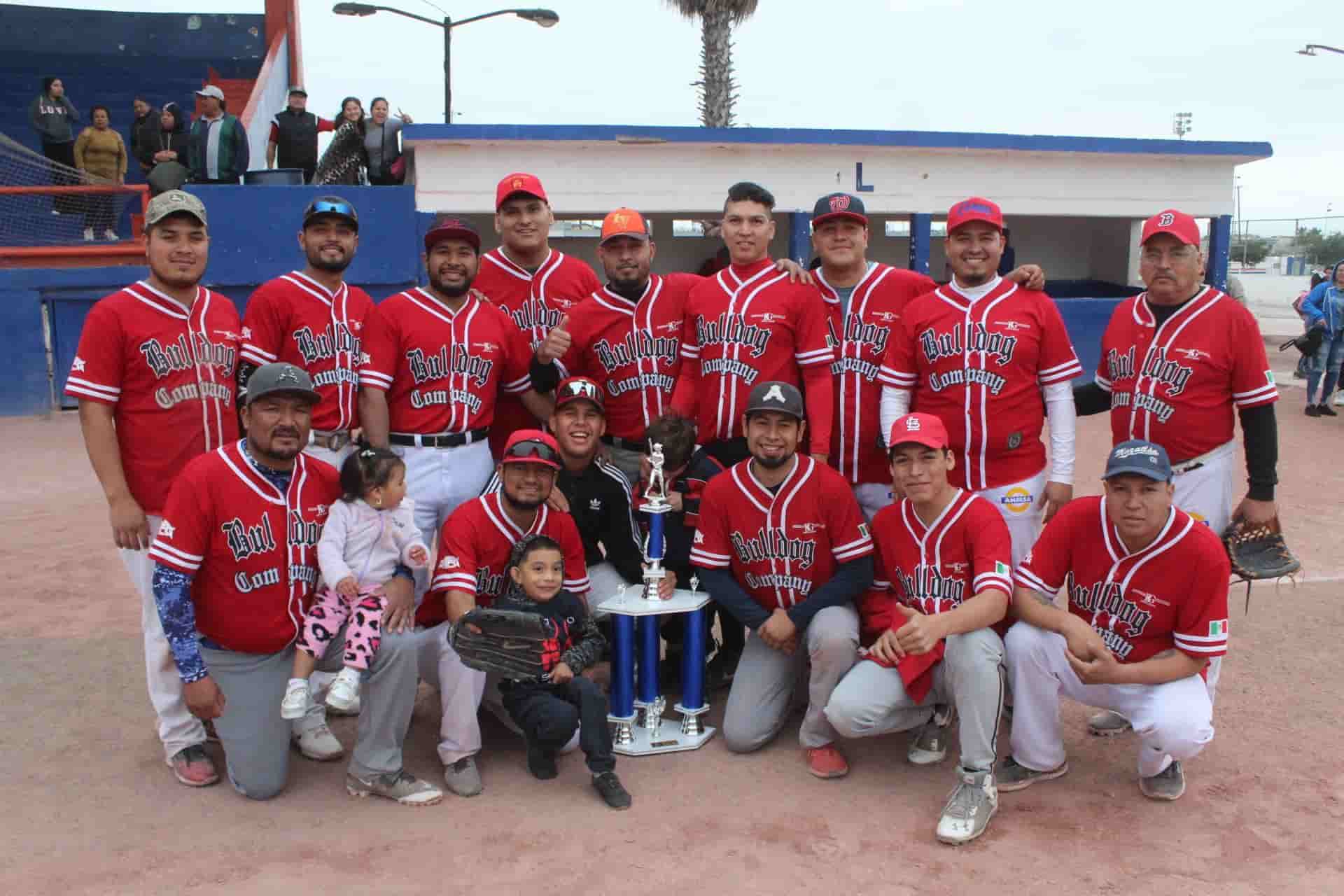 Cachorros son tricampeones