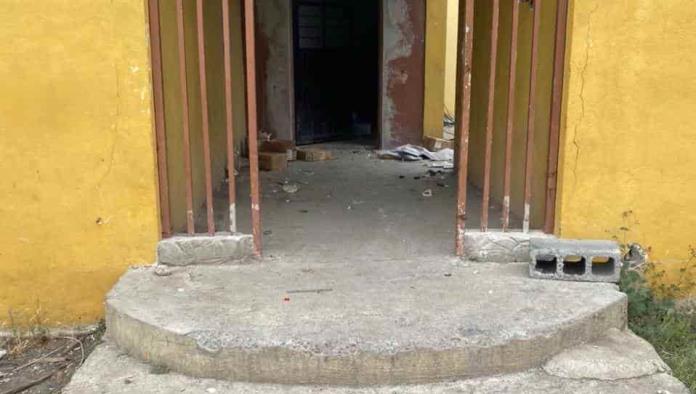 Saquean ladrones Casa en Múzquiz