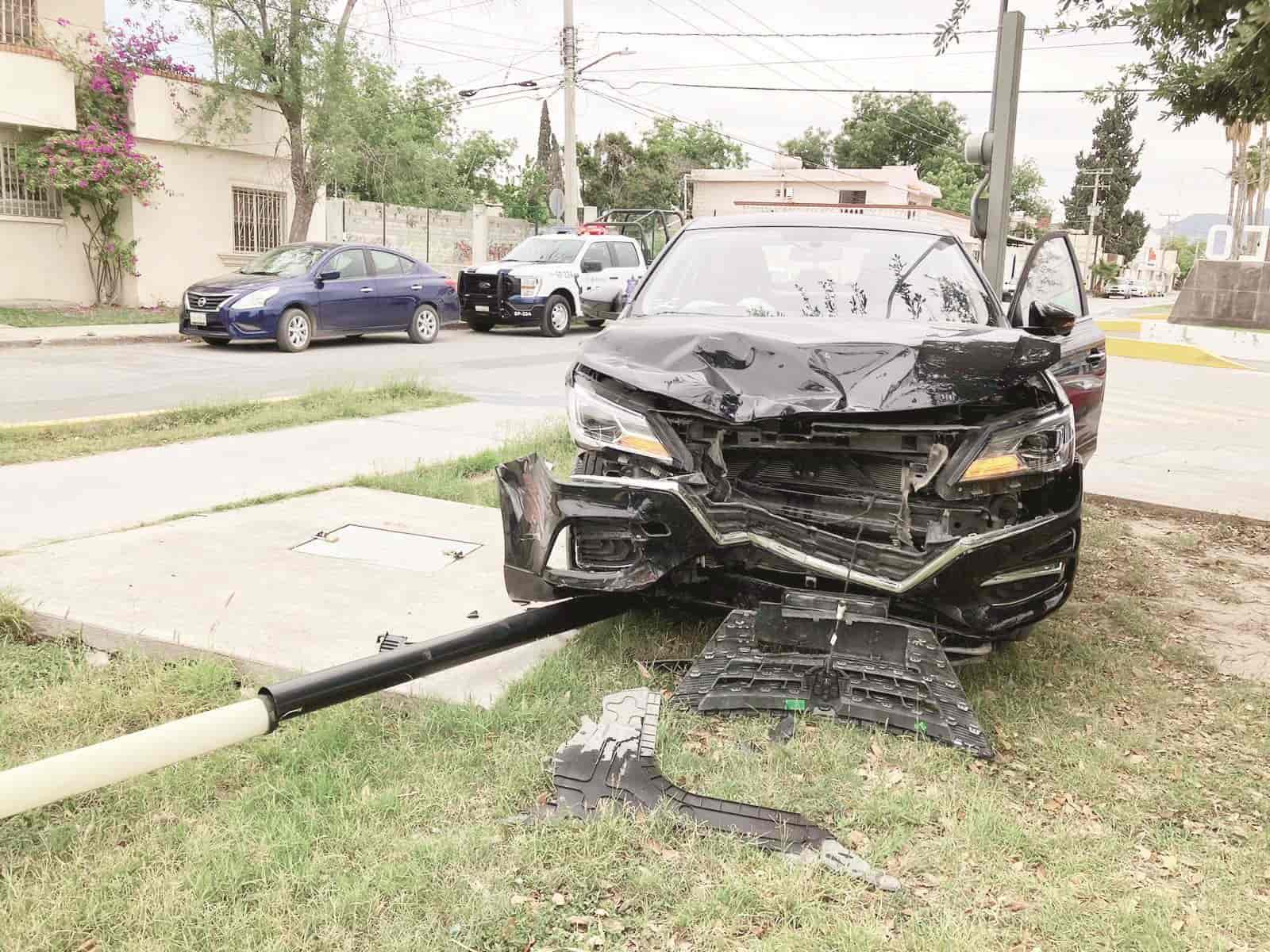 Dejan autos de ‘exhibición’