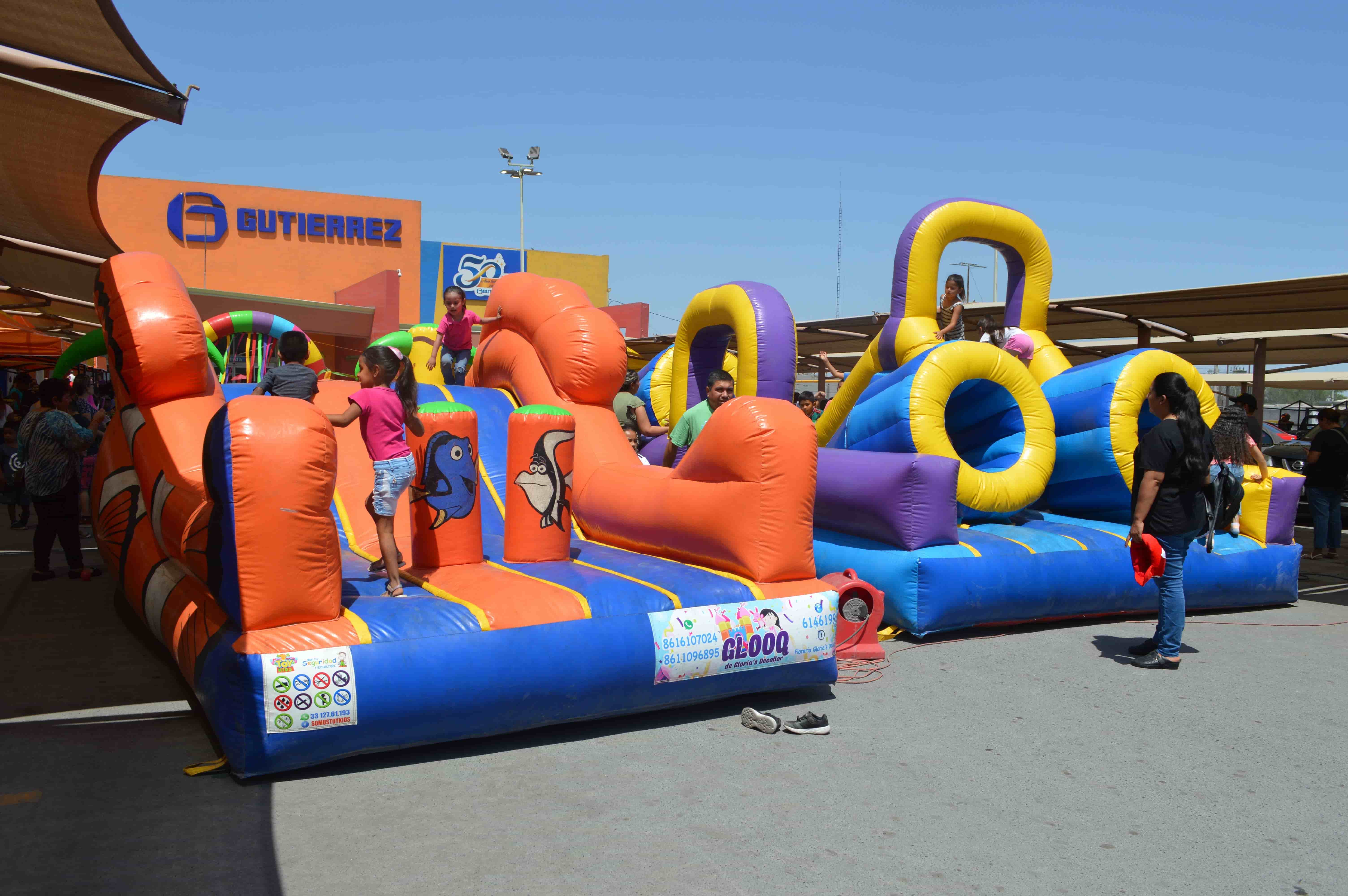 Sigue Súper Gutiérrez festejando a los niños