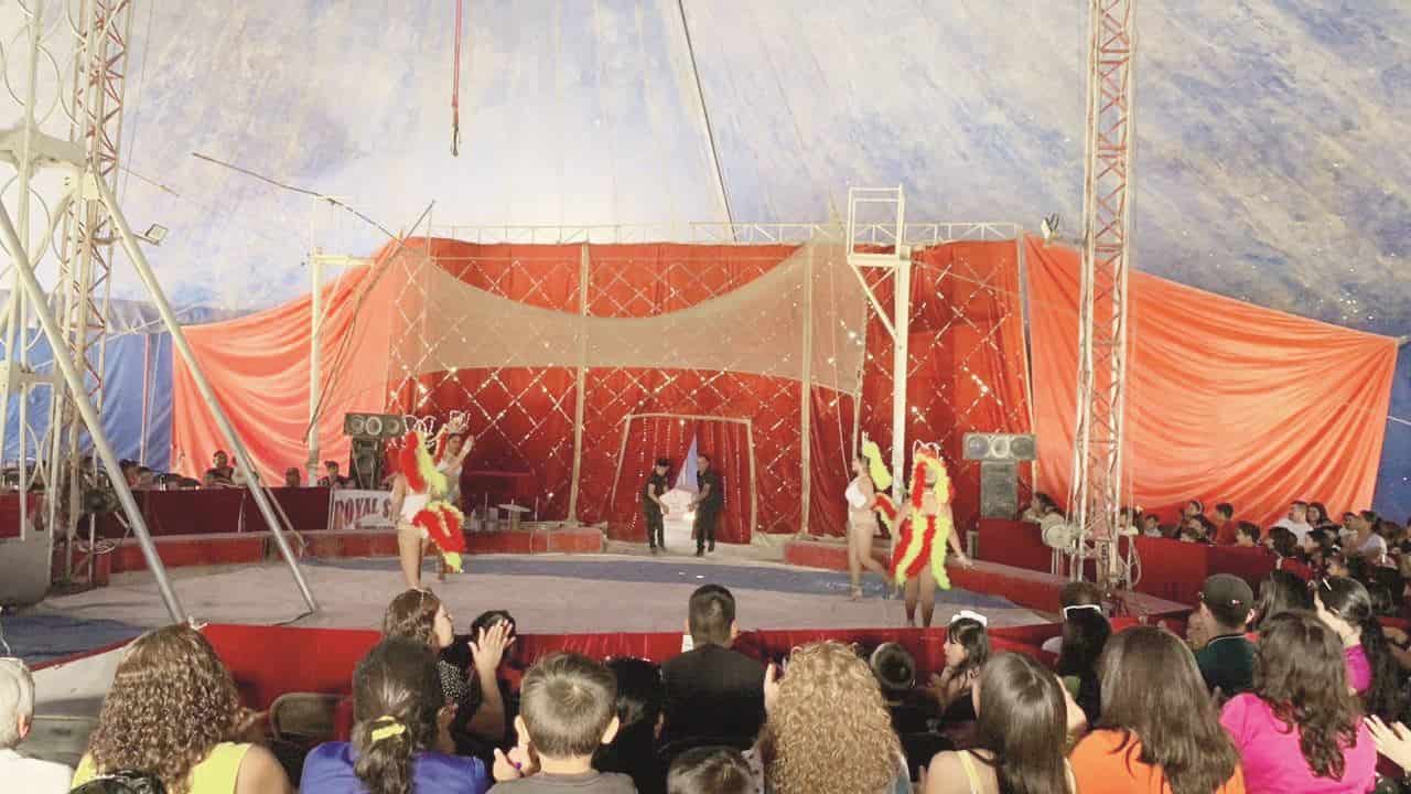 Con circo Festejan a Los niños