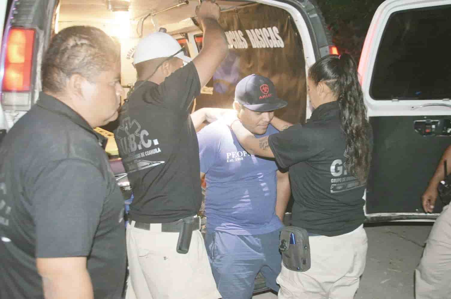 Esposo de novia lo hace volcar