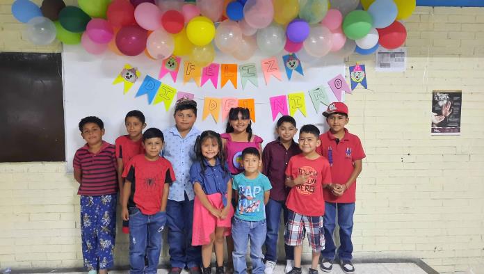 Festeja COBAC a Niños en su día