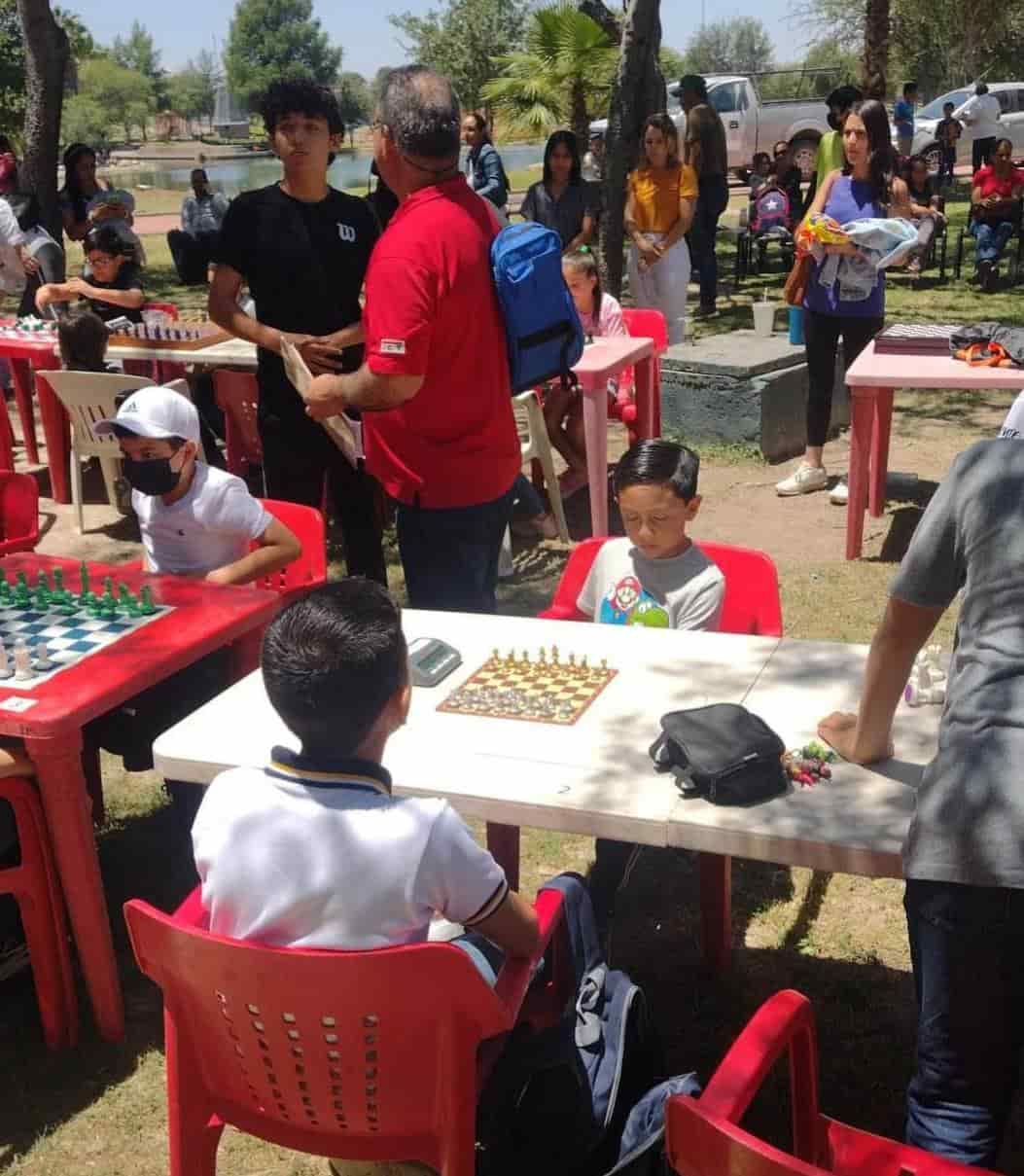 Celebraron día del niño con torneo de Ajedrez