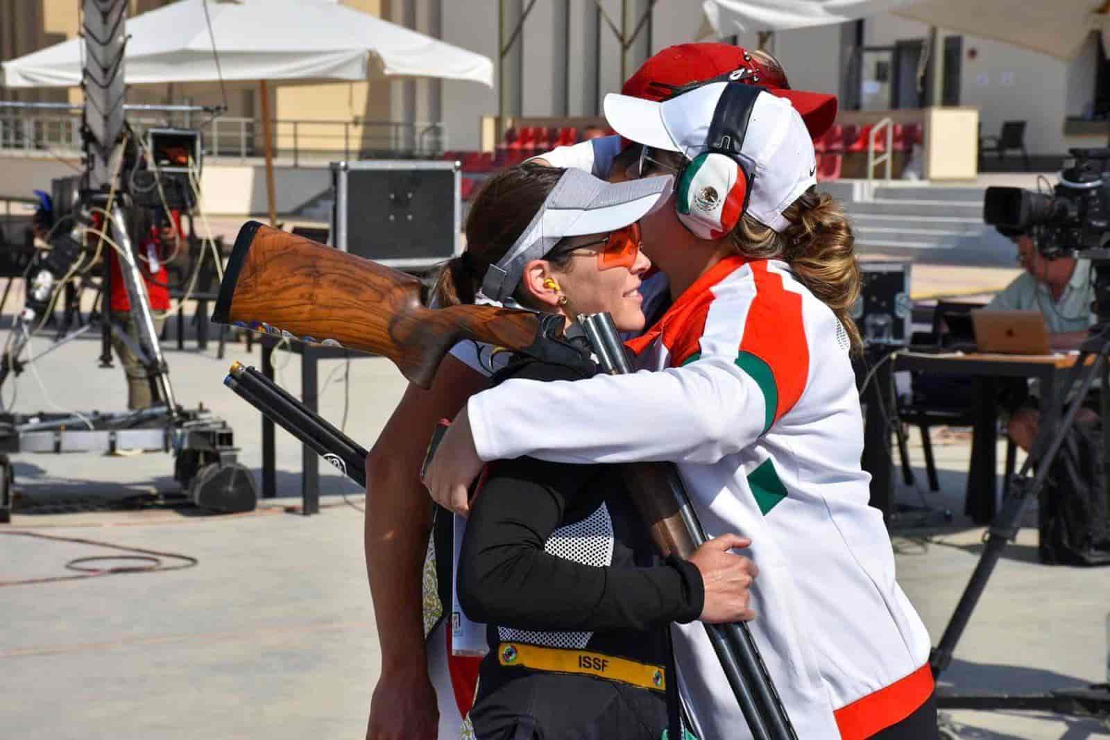 Se llevó medalla de plata en copa del mundo en Egipto