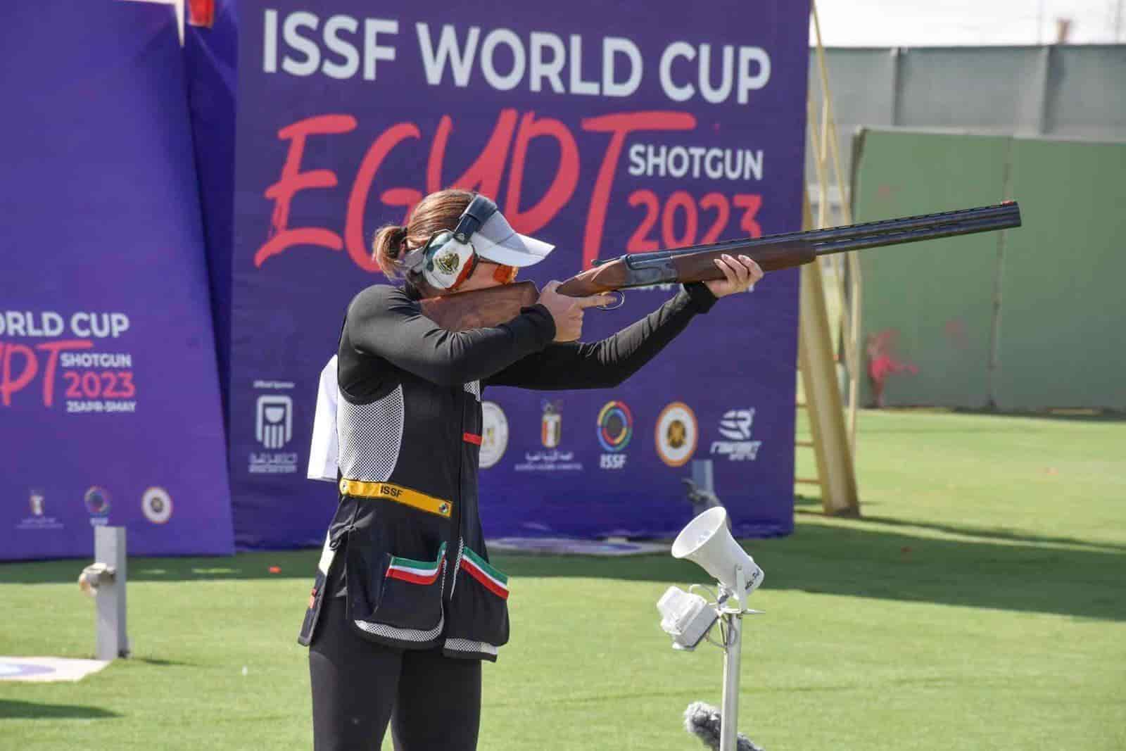 Se llevó medalla de plata en copa del mundo en Egipto