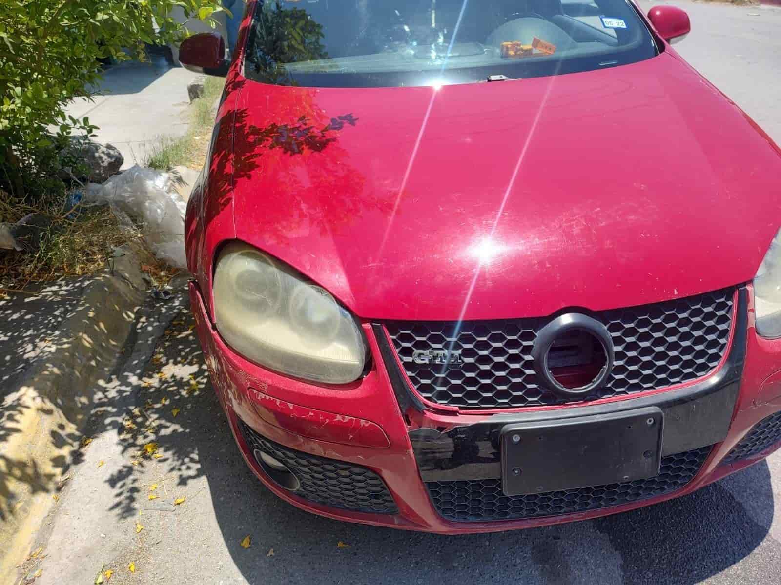 Se lleva de Encuentro a Motociclista
