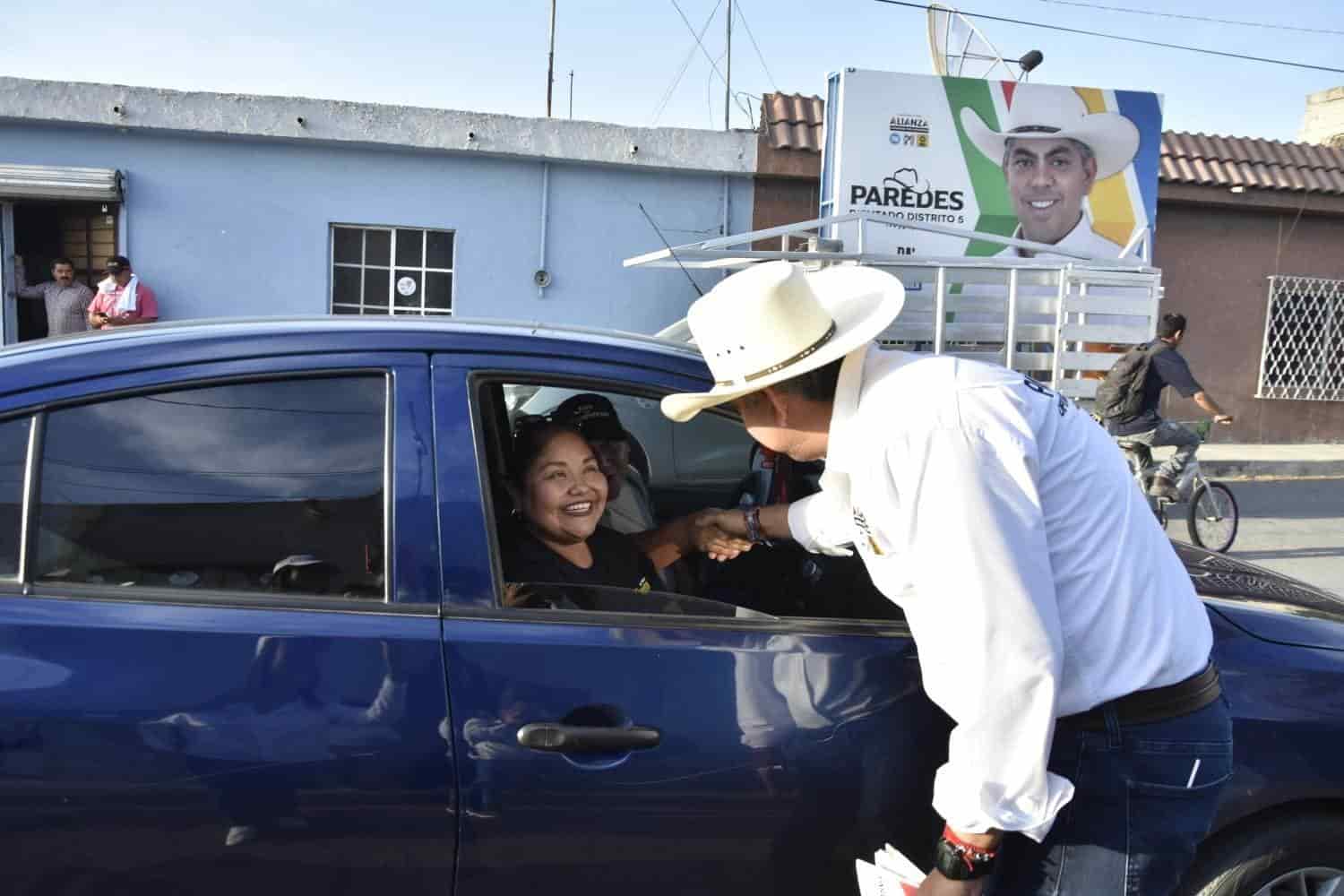 Recorre Paredes la Primero de Mayo