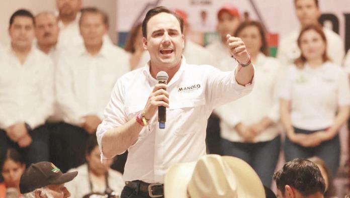 Con la fuerza de las mujeres vamos padelante: Manolo