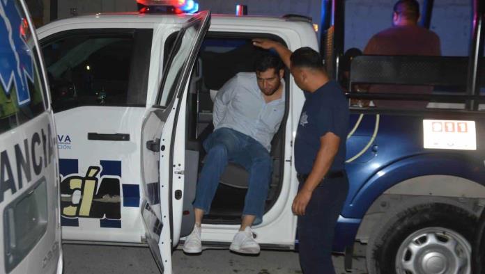 Se estampa en camioneta