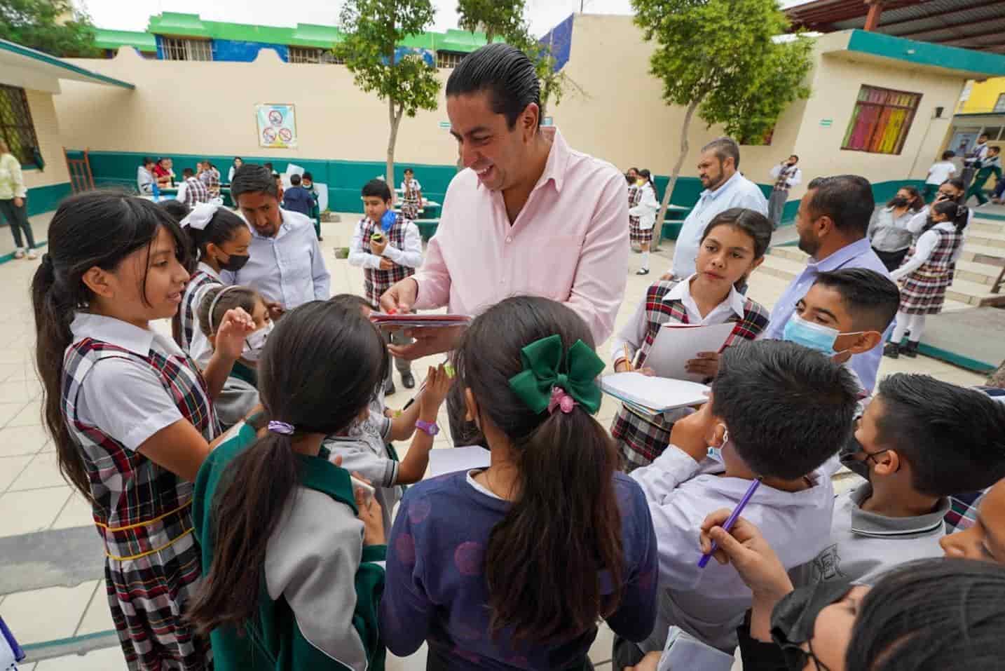 Mantienen Apoyos en Planteles