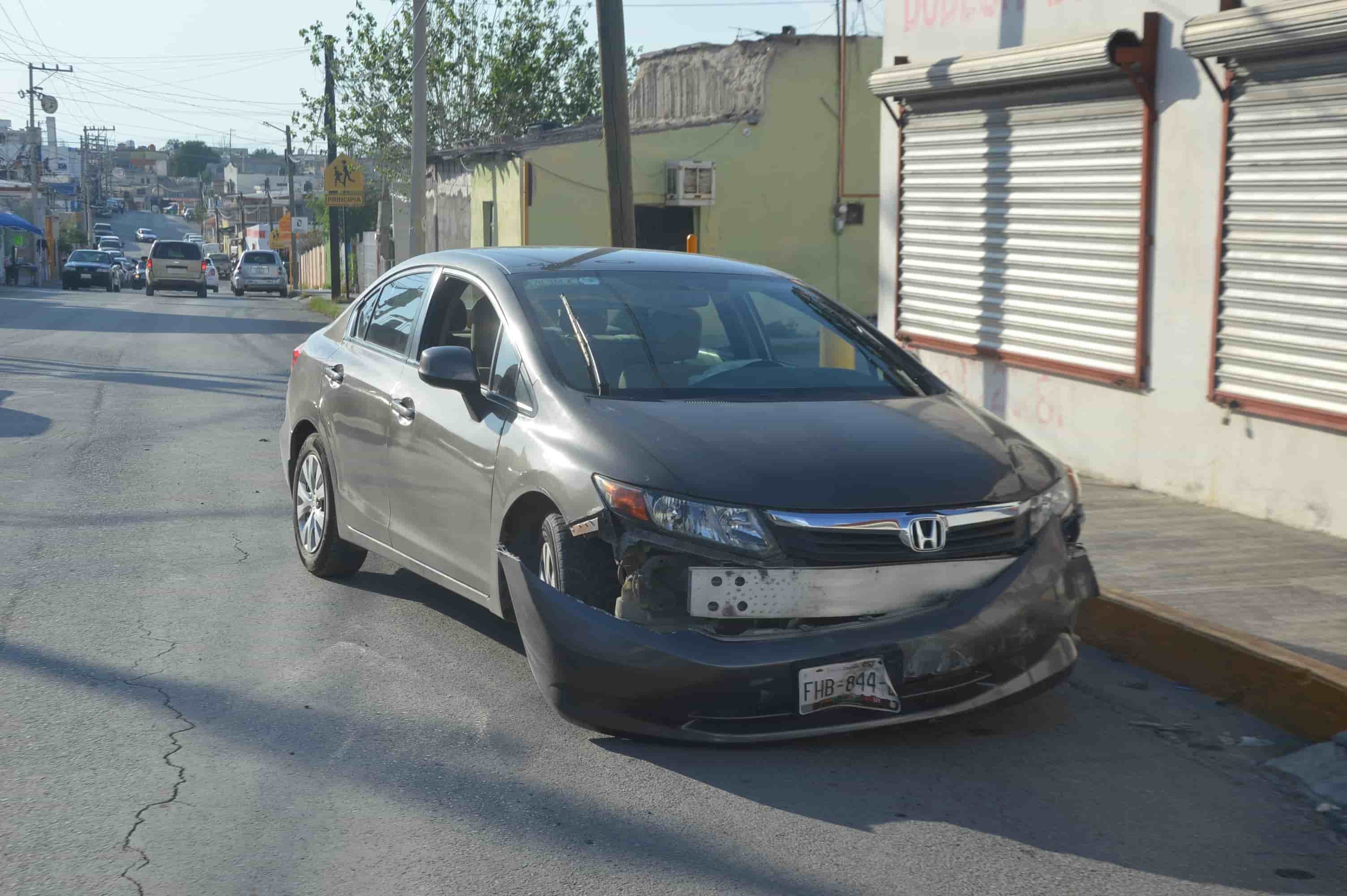 No ve alto y se estrella en KIA