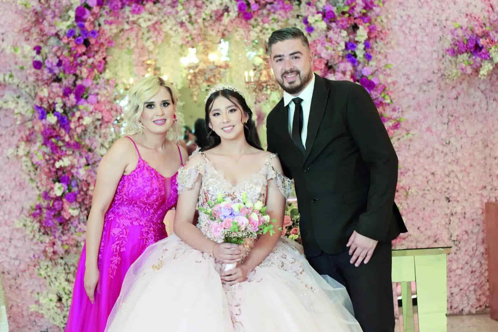 Inolvidable XV años de Madelein