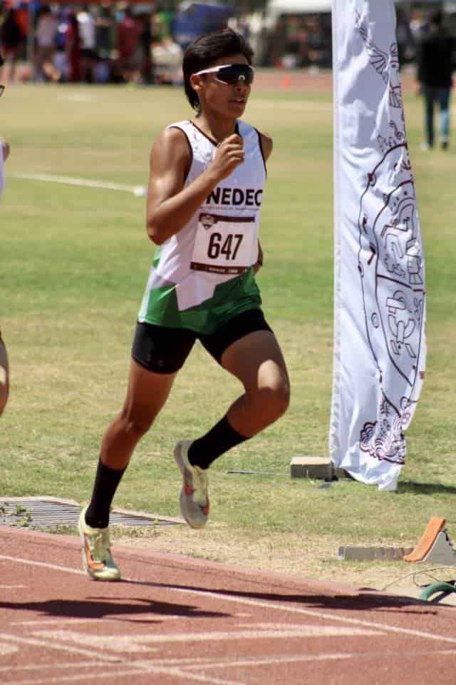 Monclovense Ulises Loza participará en 1500 metros planos