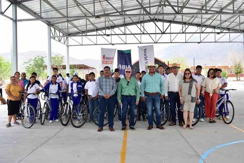 Dona bicicletas World Visión