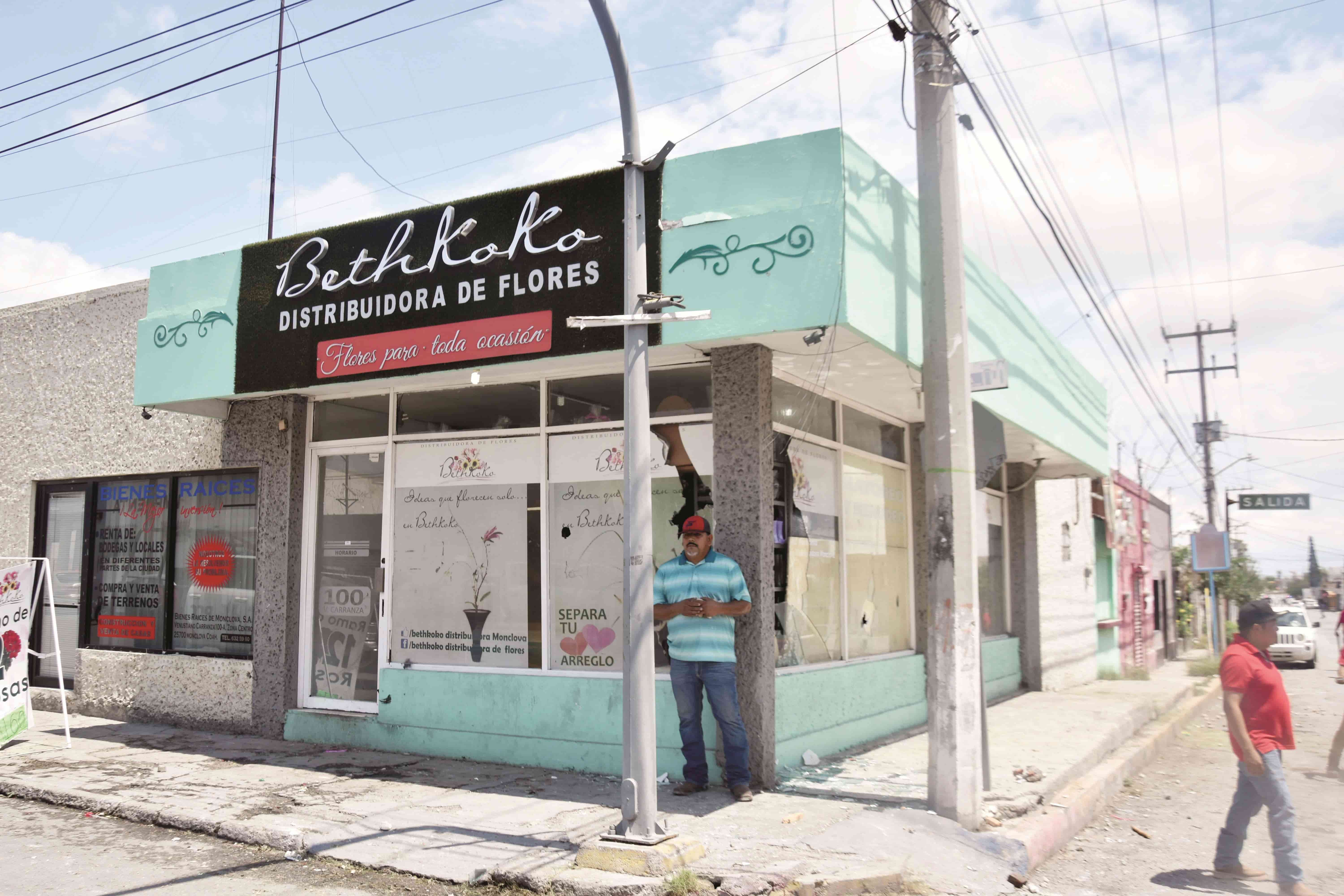 Negocios y Autos dañados