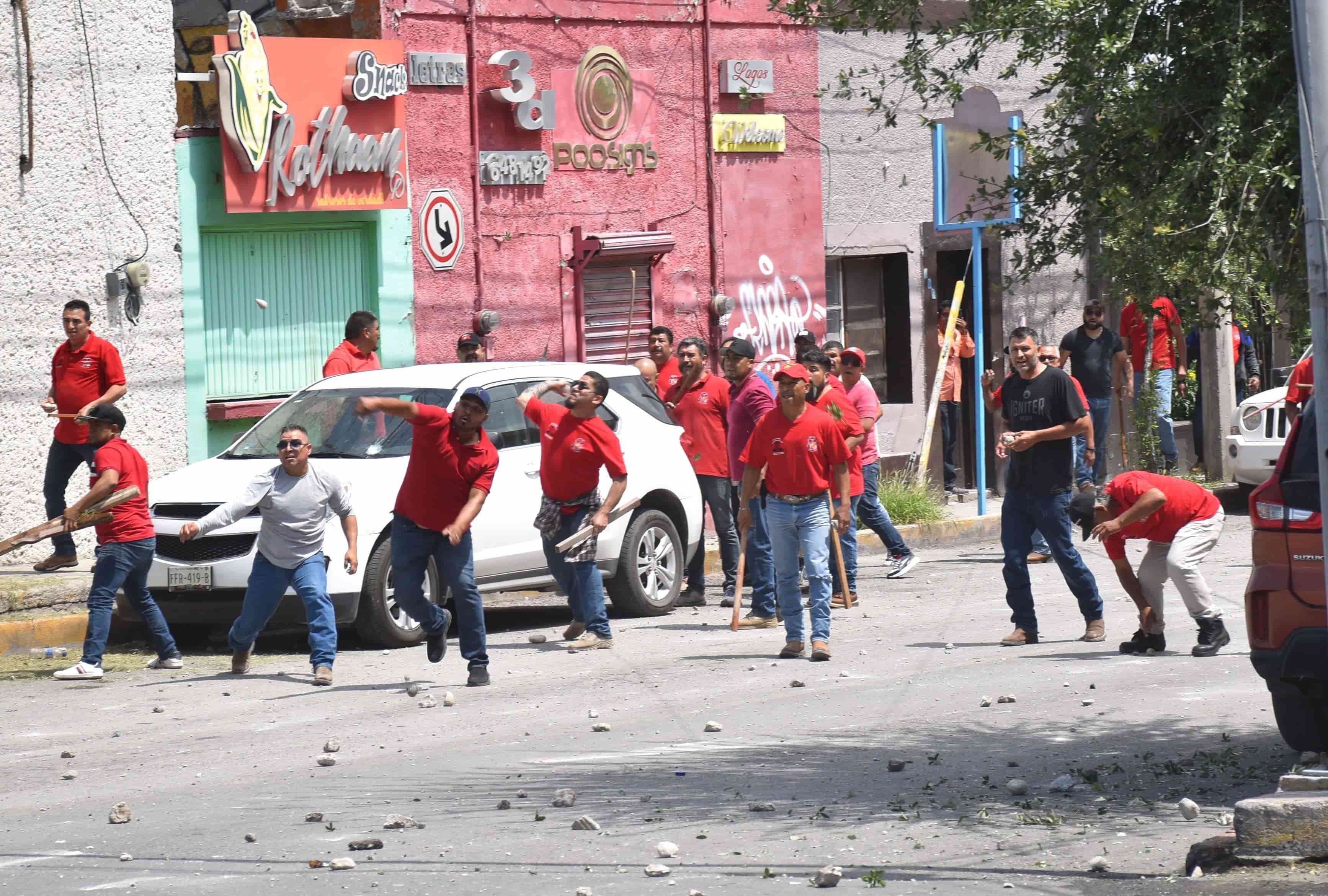 ¡Estalla violencia!