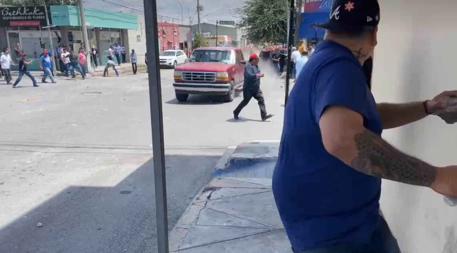 ¡Estalla violencia!