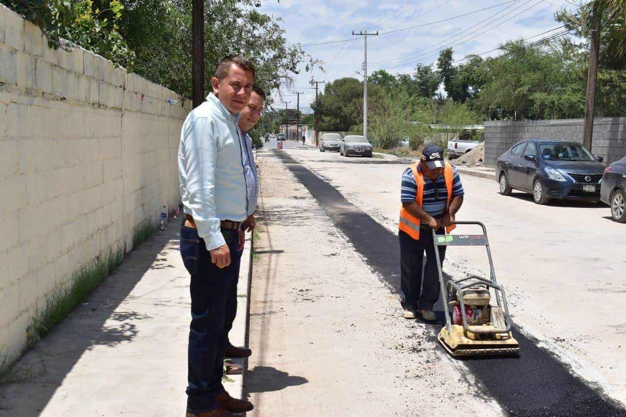 Supervisa Hugo las Acciones en escuela