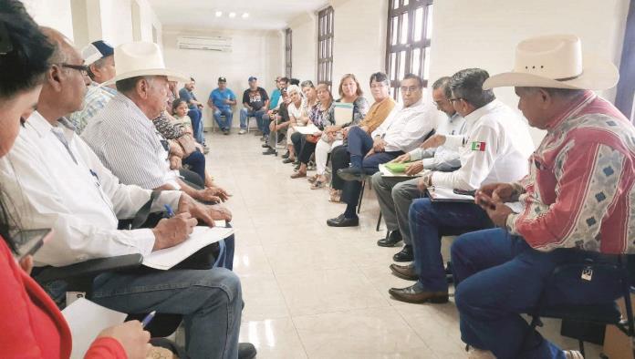 Invade empresario predios de La Polka