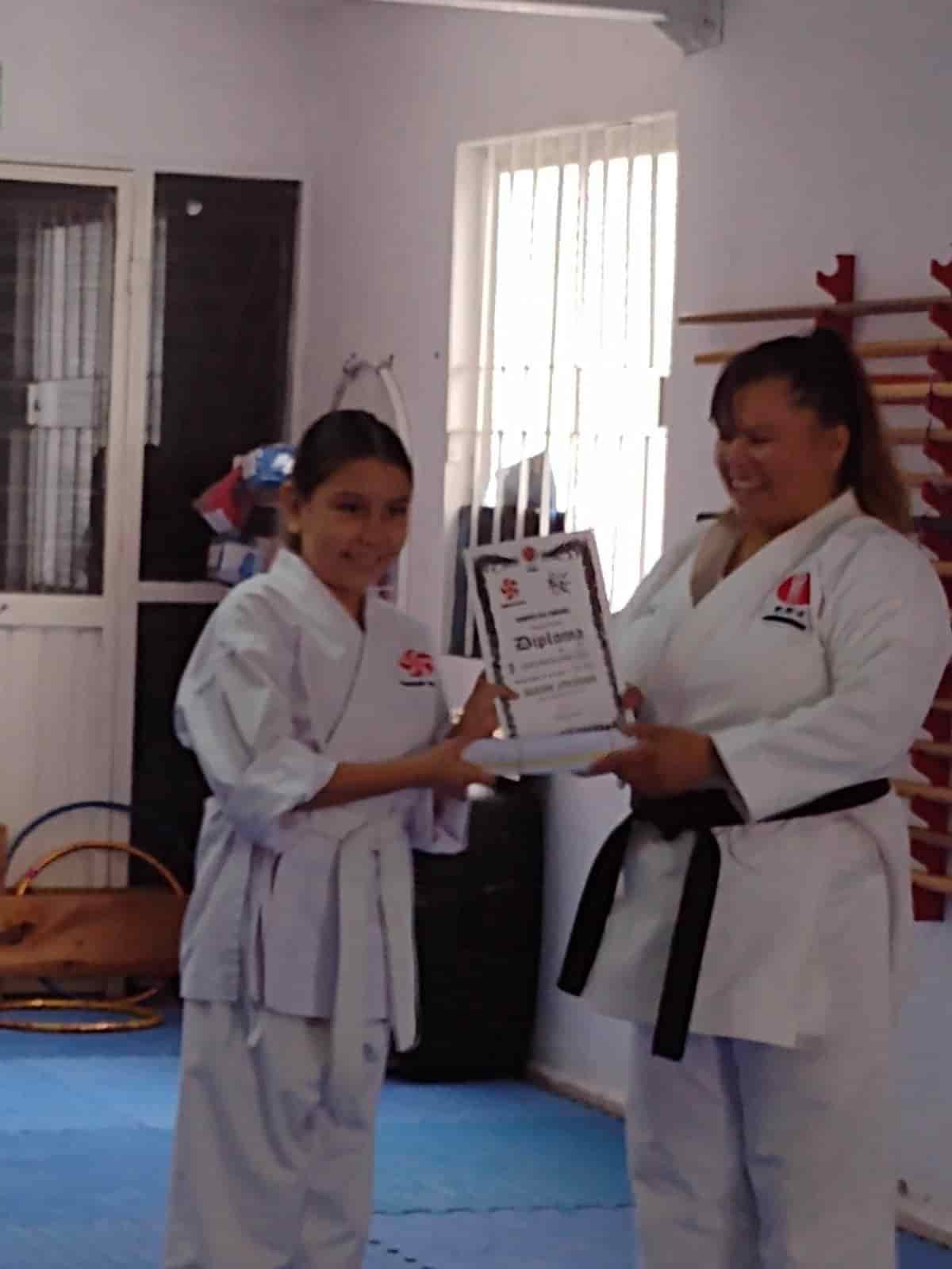 Promueven nuevas cintas en Sakura Dojo
