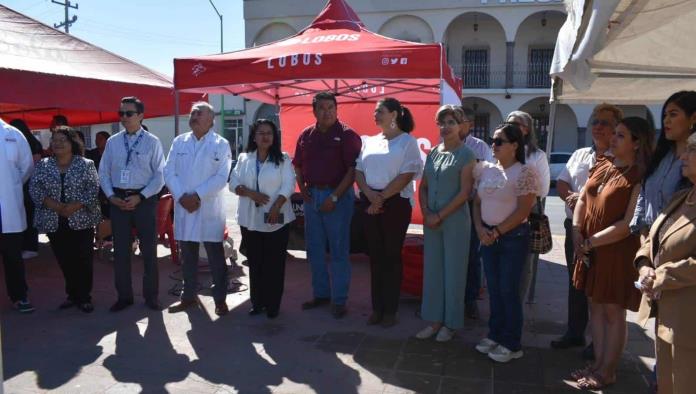 Feria de la Salud en Plaza Principal