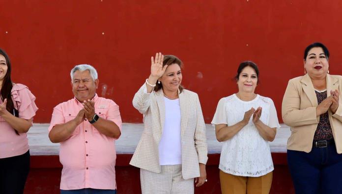Atiende Diana a las escuelas