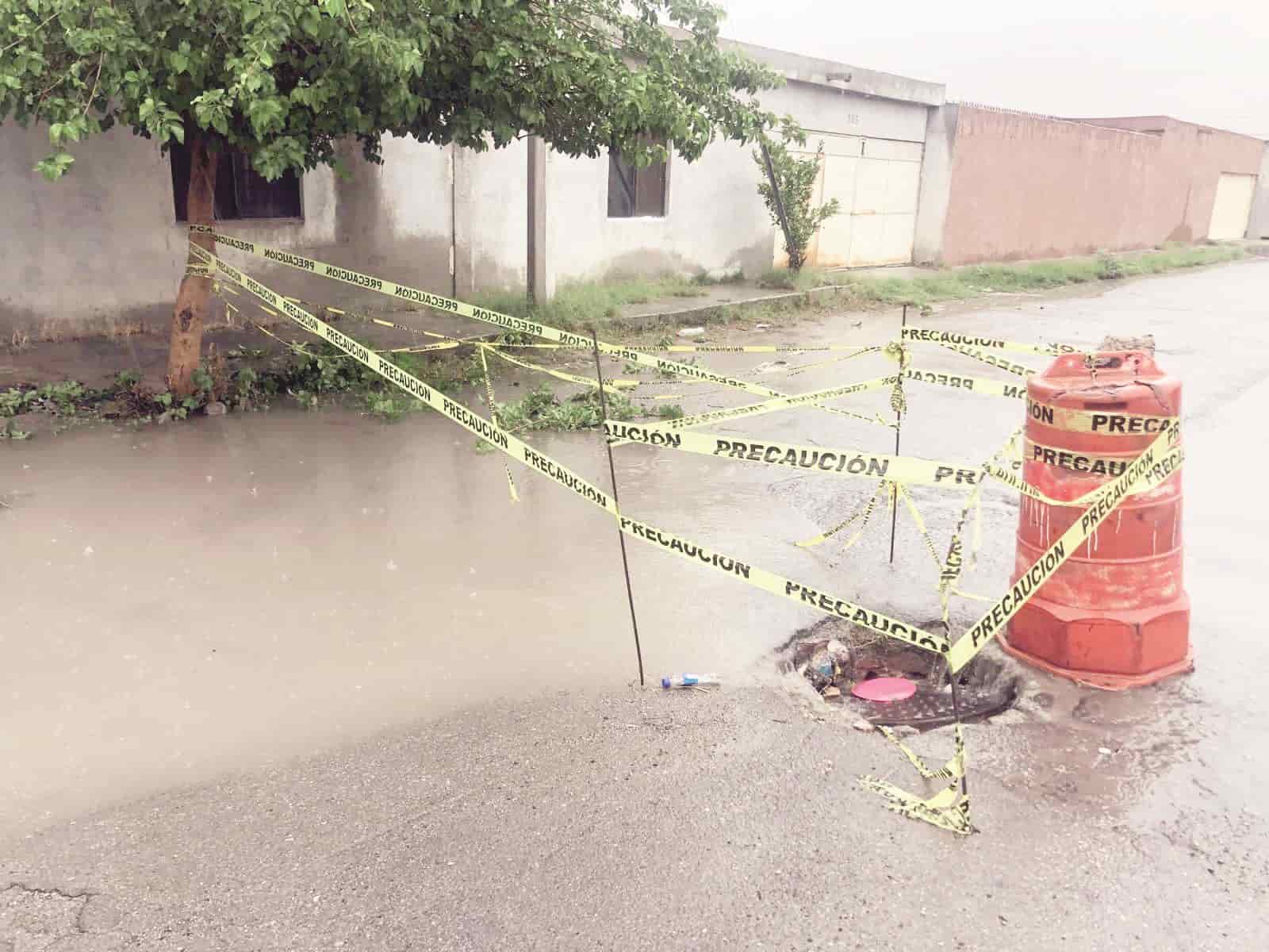 Deja viento daños