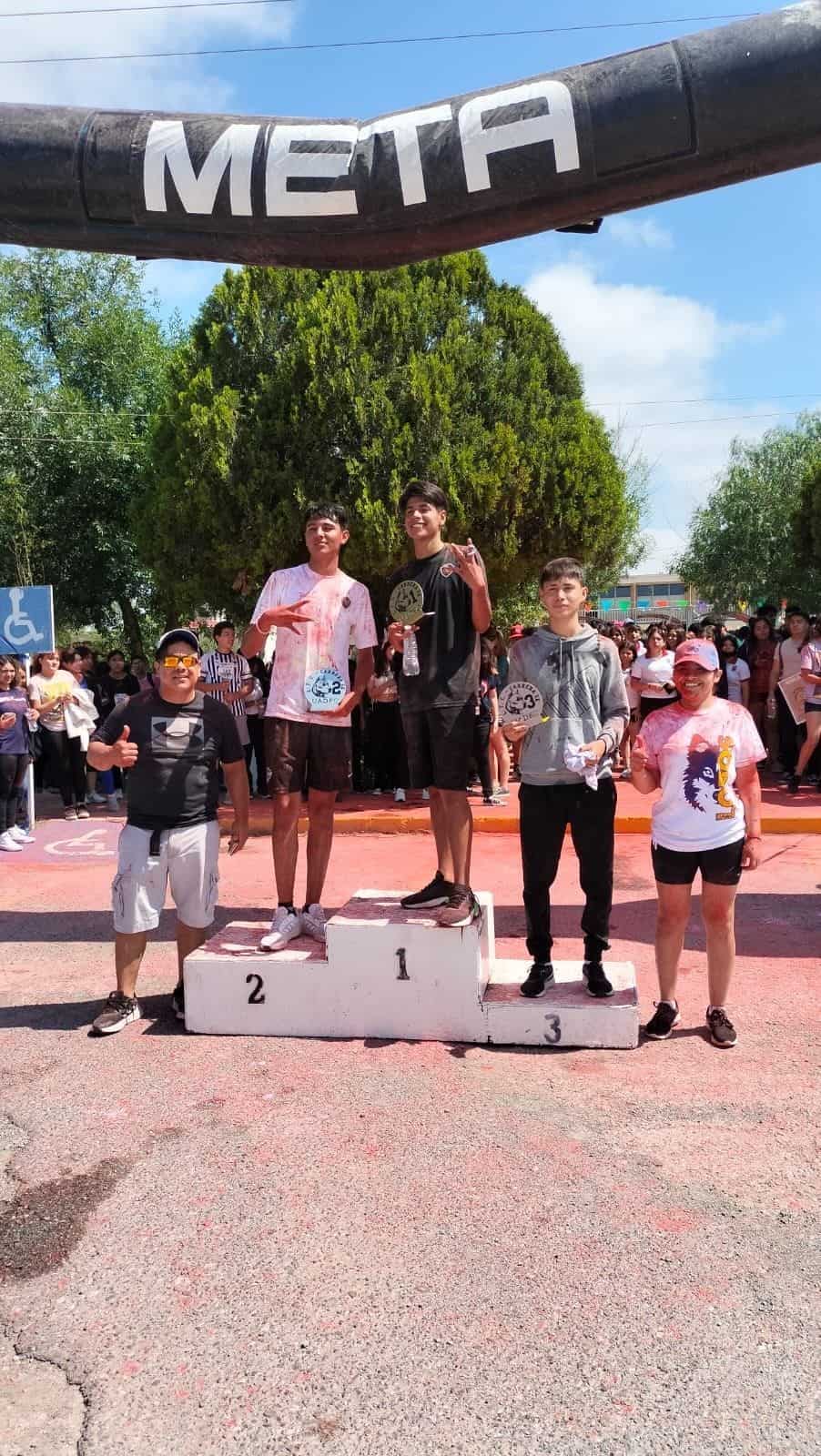 Celebraron con carrera del estudiante