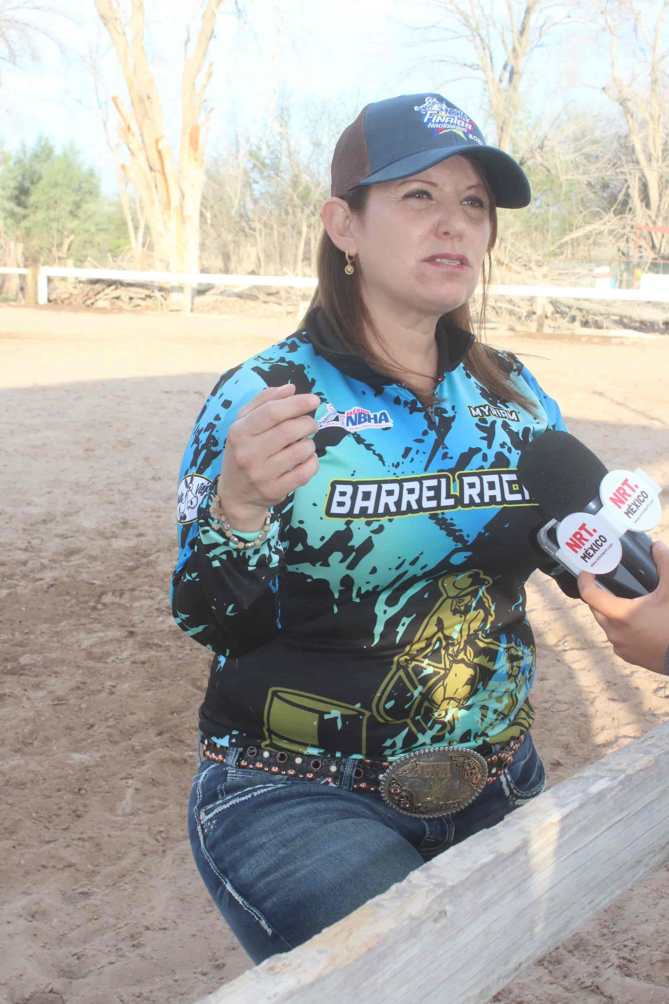 Festejaron a su instructora Myriam Flores
