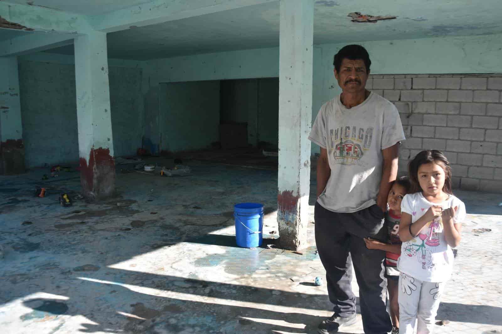 En Castaños Abandona madre a sus dos hijos