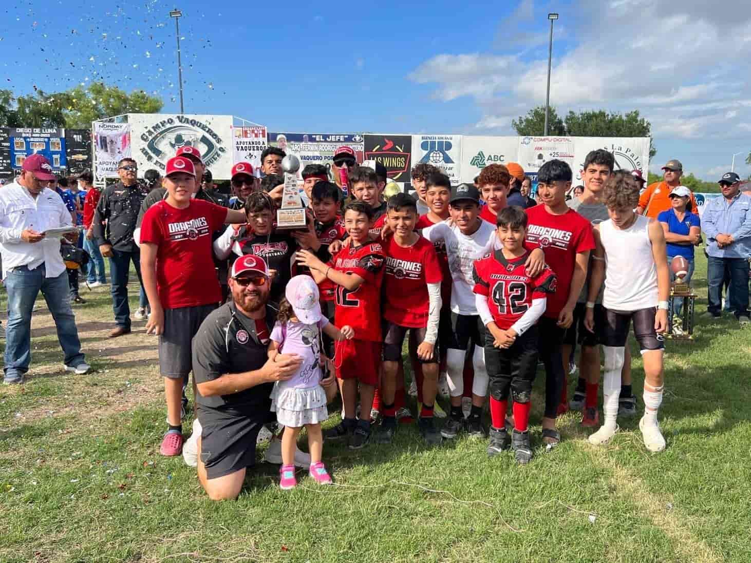 CLAUSURA CON BROCHE DE ORO