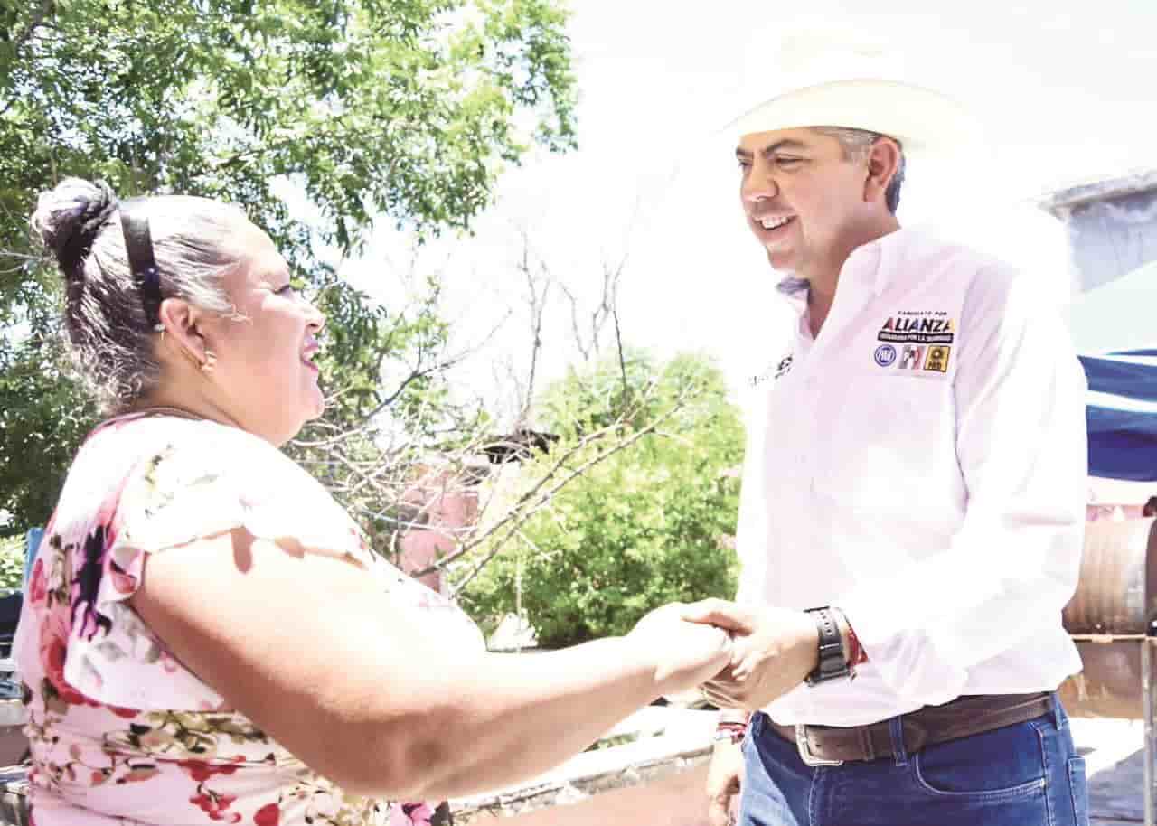 Voto de confianza a Alfredo Paredes
