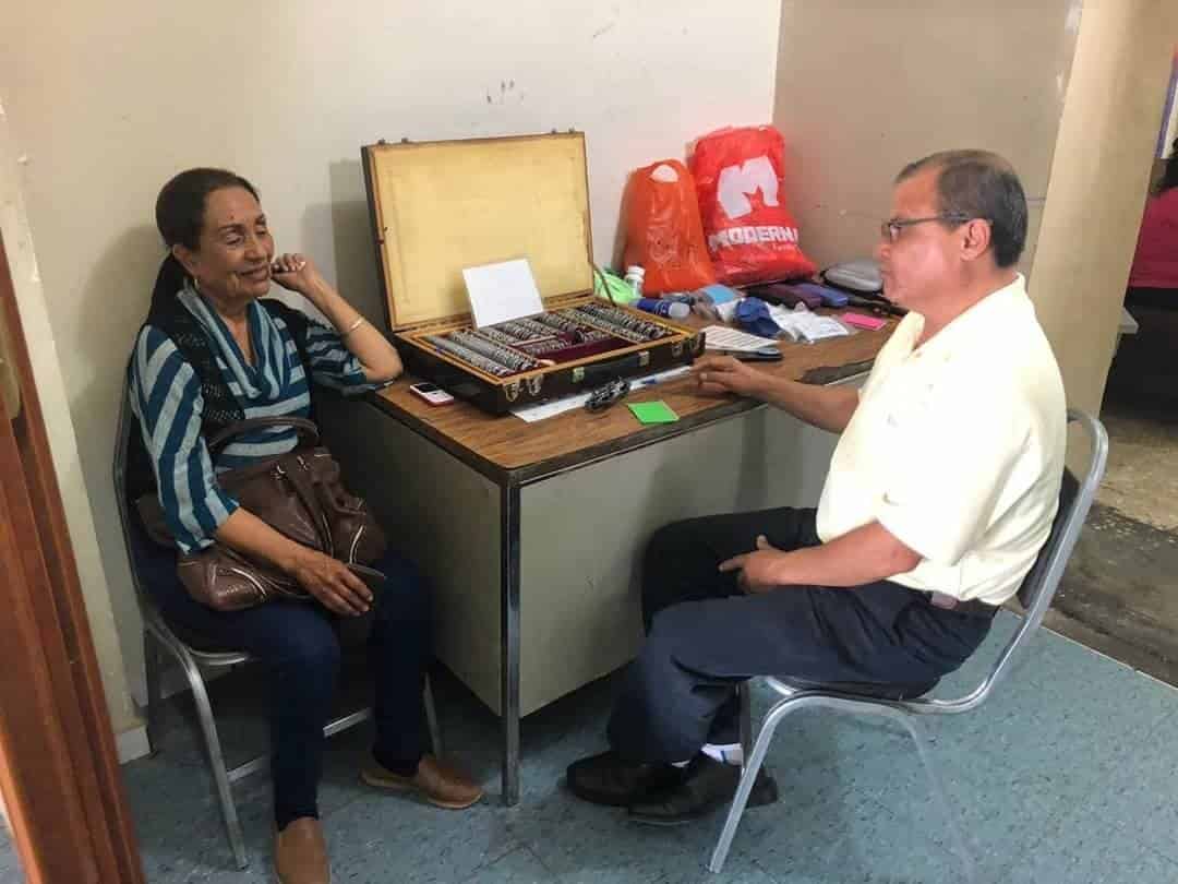 Invita el DIF a Examen de vista