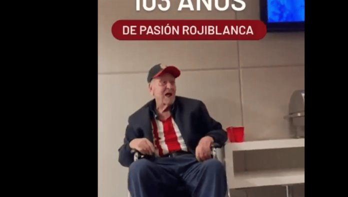 Un hombre de 103 años pide a las Chivas un asiento en la final