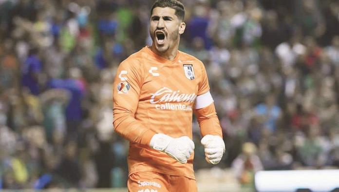 Gil Alcalá reforzará a Pumas y Meritao va al Querétaro