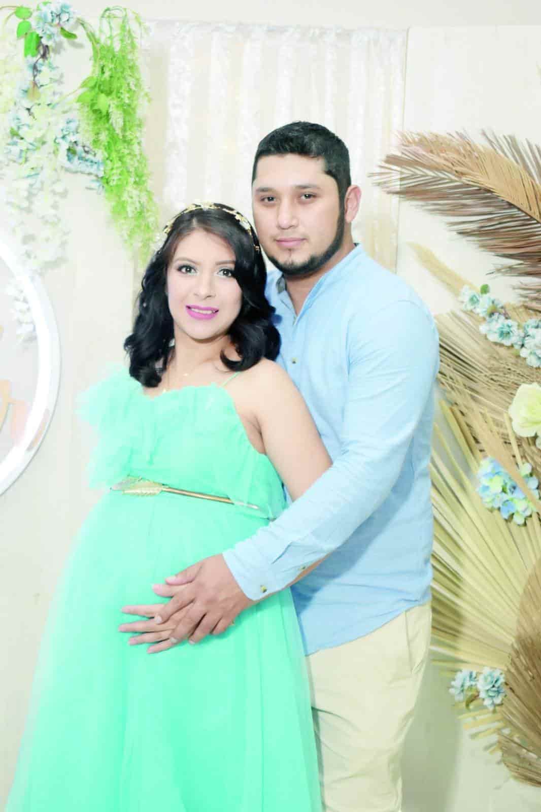 Ana Karen En la espera de su bebé
