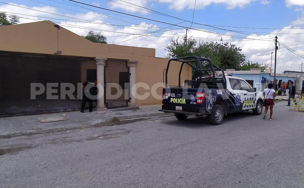 Dueño deja morir de hambre y sed a sus perritos en la colonia Pipila