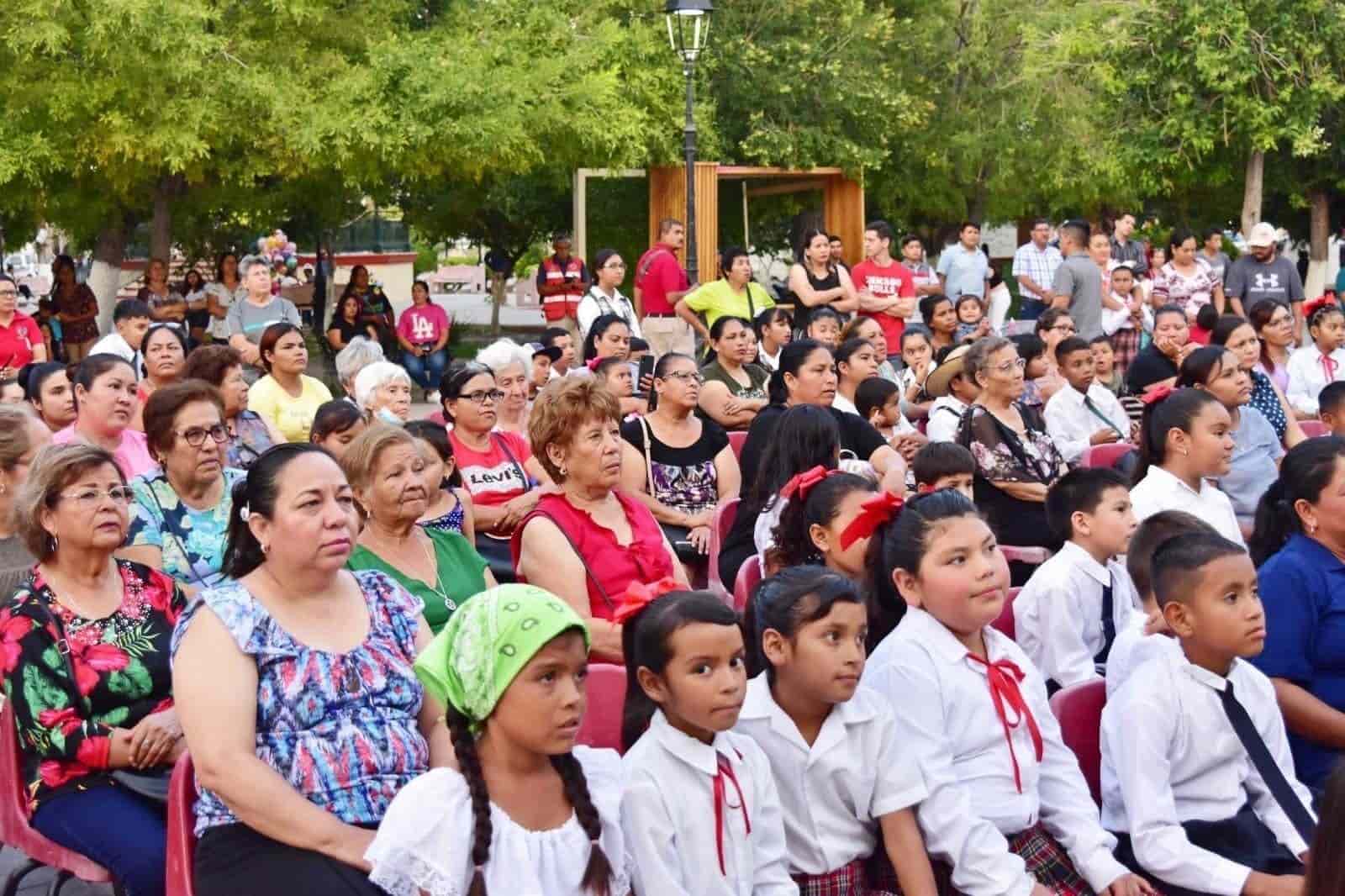 Celebran fundación de Cuatro Ciénegas