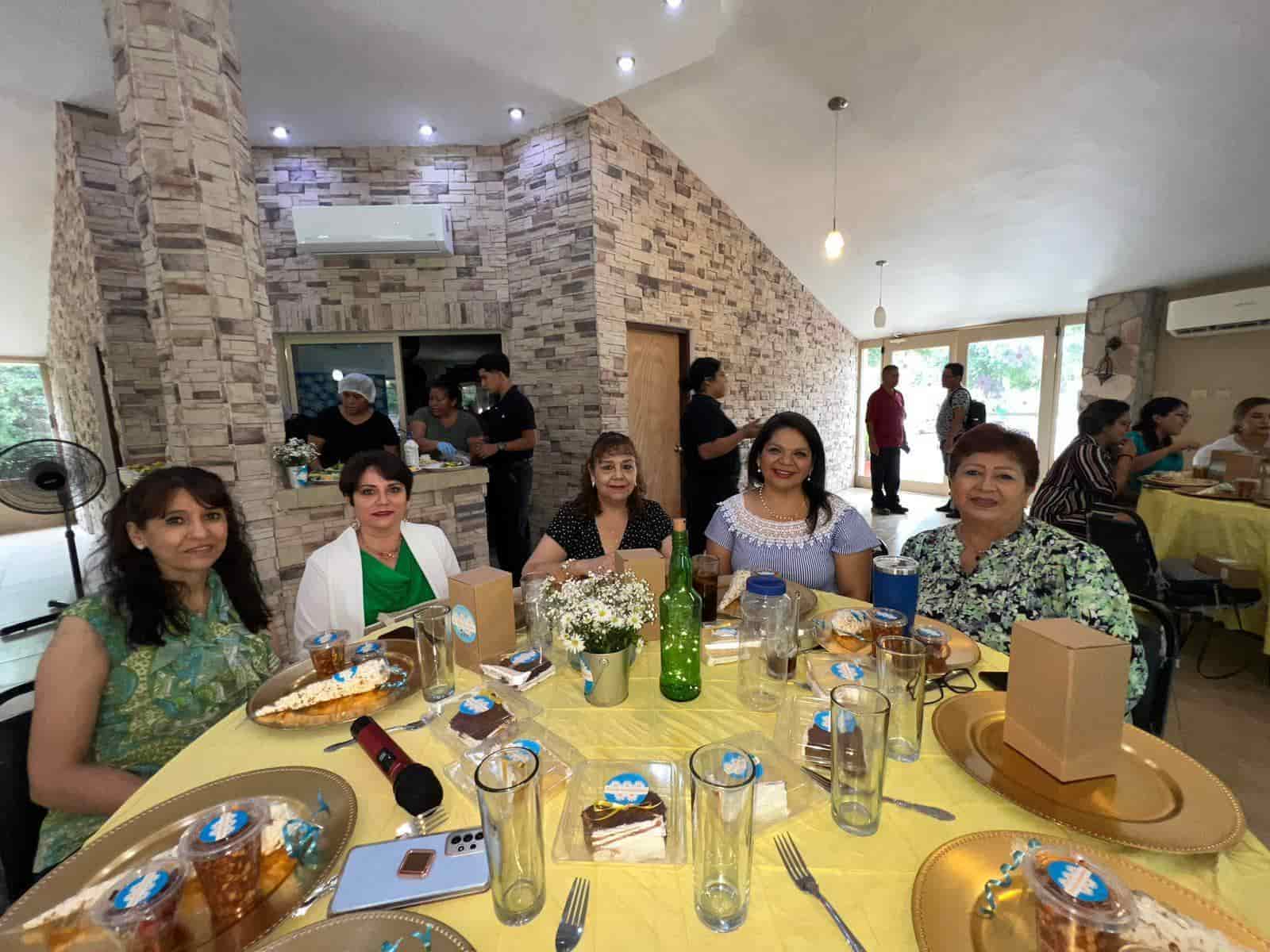En Múzquiz Celebran el Día de la Educadora