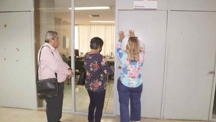 Toman jubilados la clínica del ISSSTE