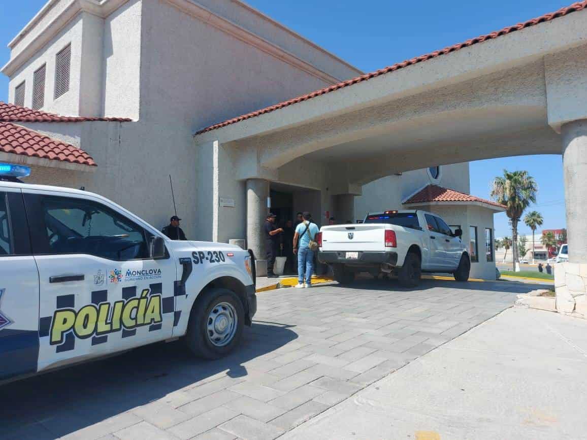 Irrumpen en hotel, juegan lavacoches a los sicarios