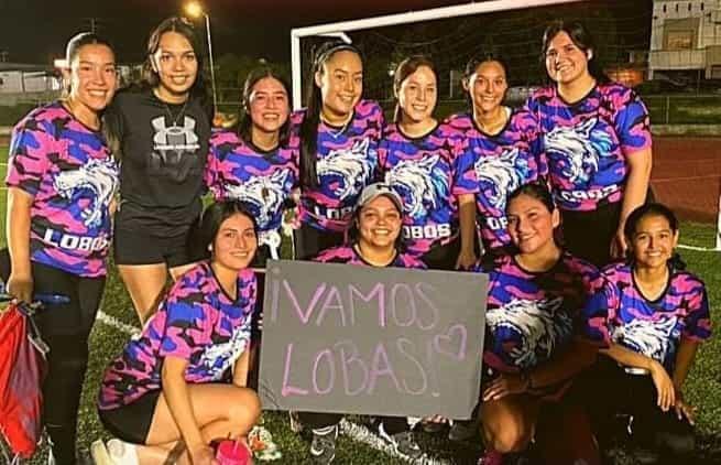 AVANZAN LOBAS A LA GRAN FINAL