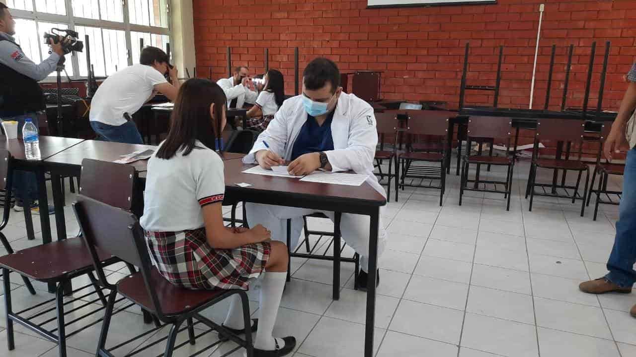 Realizan Feria de salud en escuelas