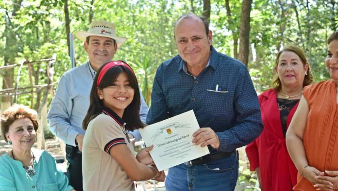 Celebra Ciénegas concurso literario