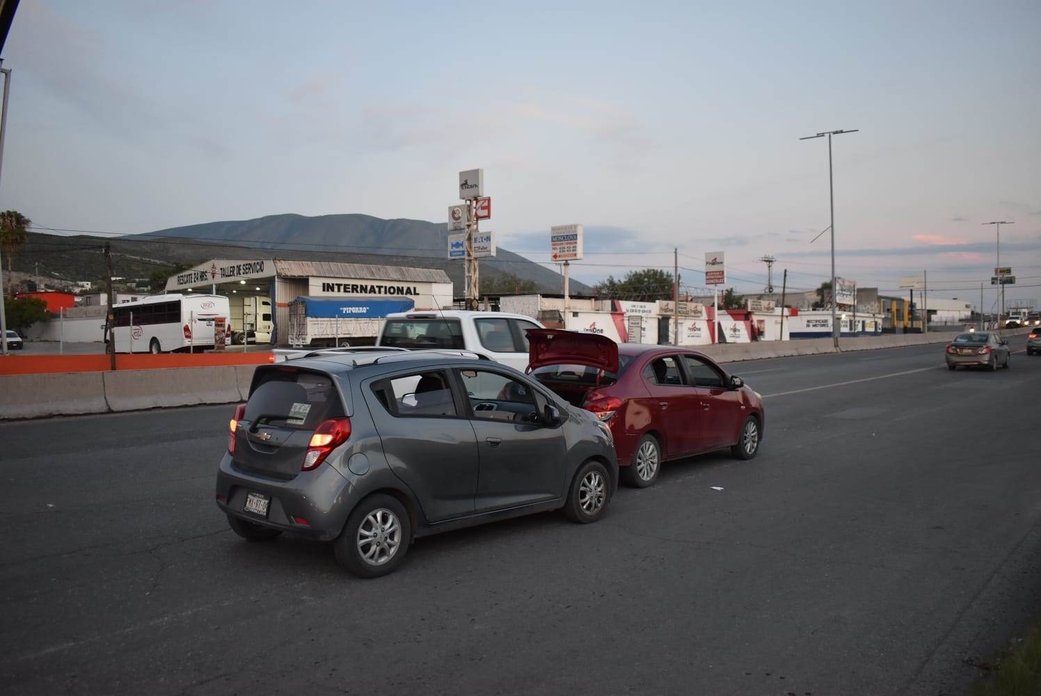 Chocan al salir del súper