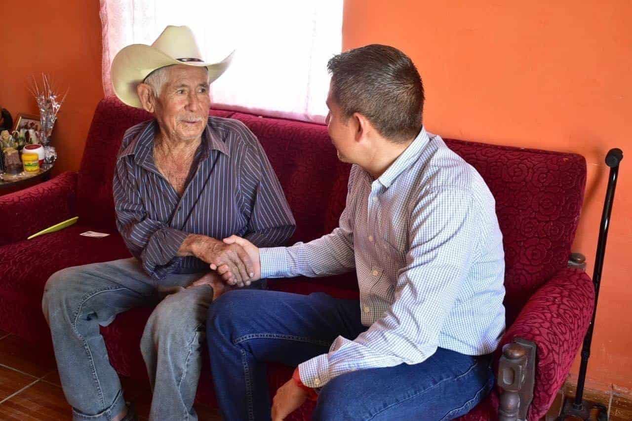 Festejará Hugo a padres en su día