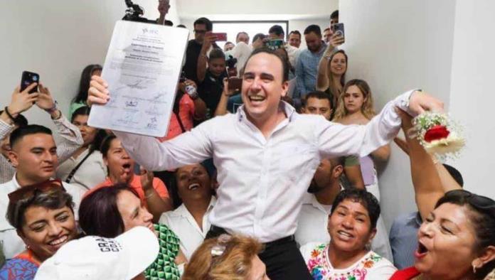 Es Manolo Jiménez Gobernador electo; Entrega IEC constancia de mayoría
