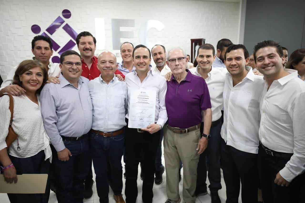 Es Manolo Jiménez Gobernador electo; Entrega IEC constancia de mayoría