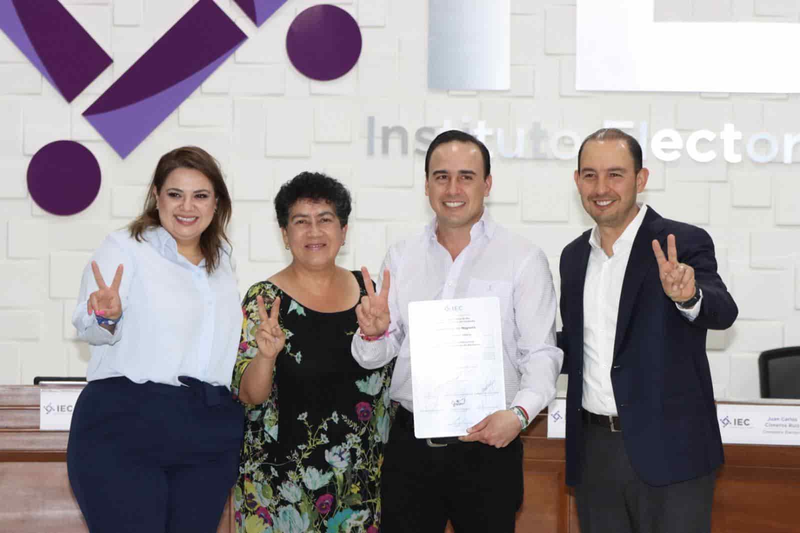 Es Manolo Jiménez Gobernador electo; Entrega IEC constancia de mayoría